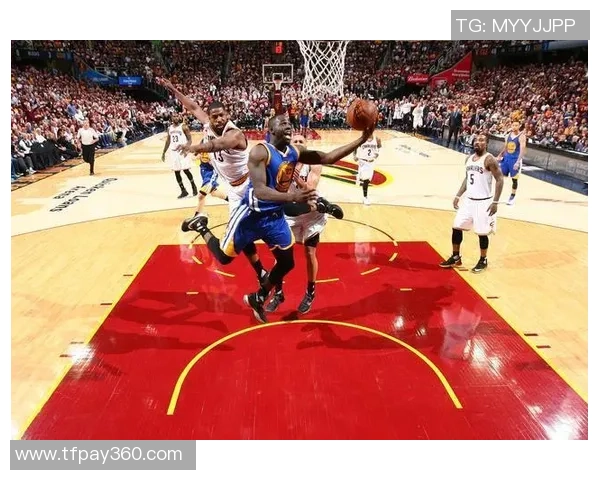 1718赛季骑士对阵勇士的精彩对决回顾与分析