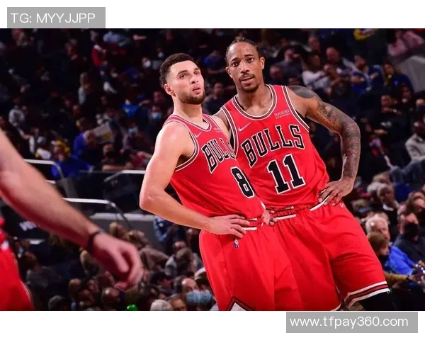 2007年NBA火箭与雄鹿激战回顾:经典对决与球星风采的碰撞 2007年NBA火箭与雄鹿激战回顾:经典对决与球星风采的碰撞