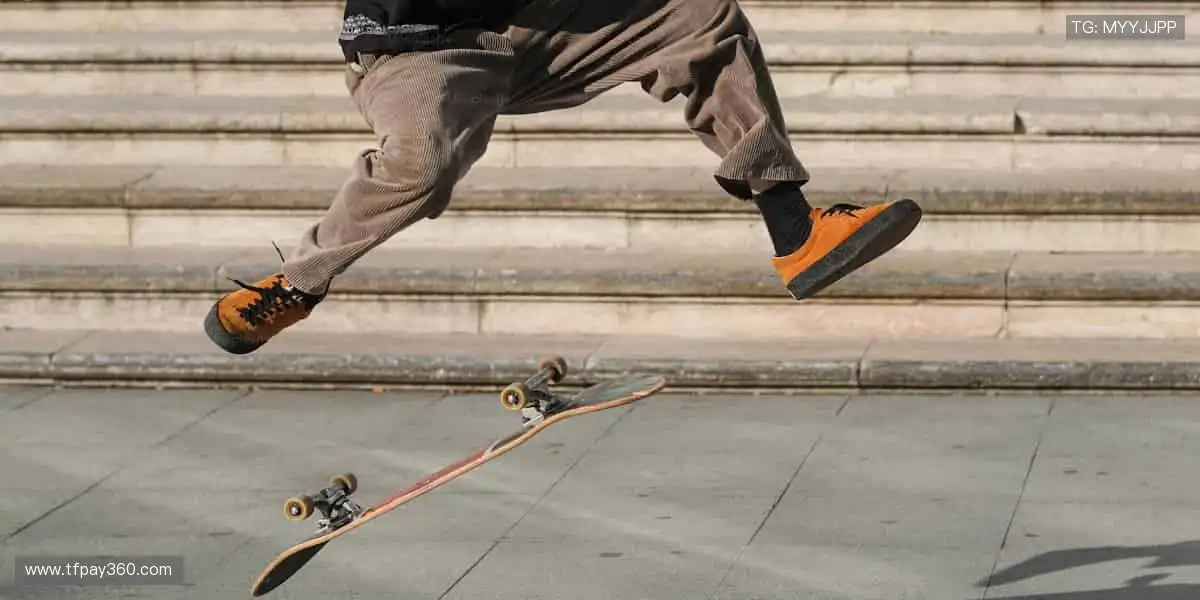 「全球赛事同步直播，超清画质 + 实时解说，让你身临其境！📺一键开启，激情无限！」